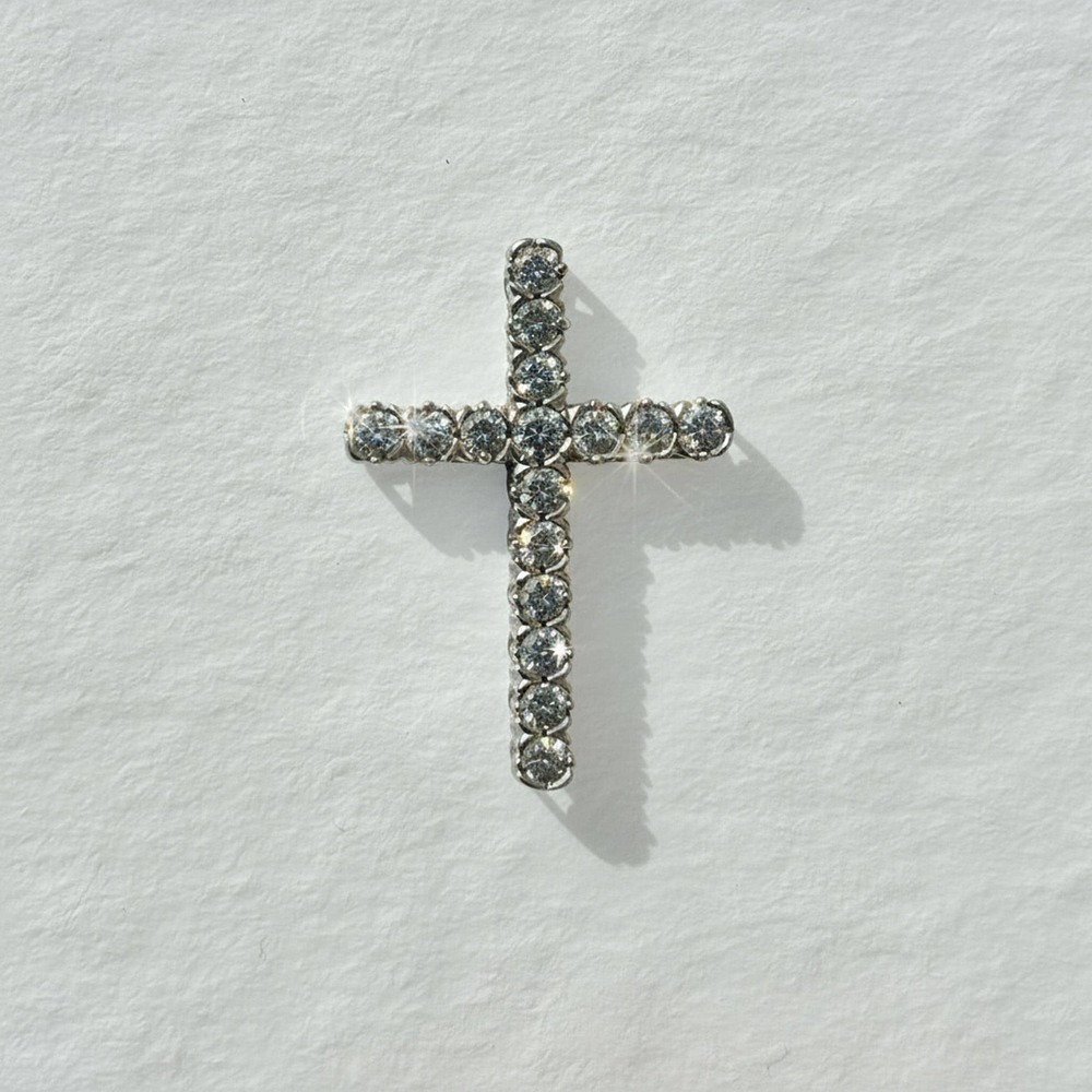 10K White Gold Diamond Cross Pendant – 0.50 CTW Natural Diamonds, Religious